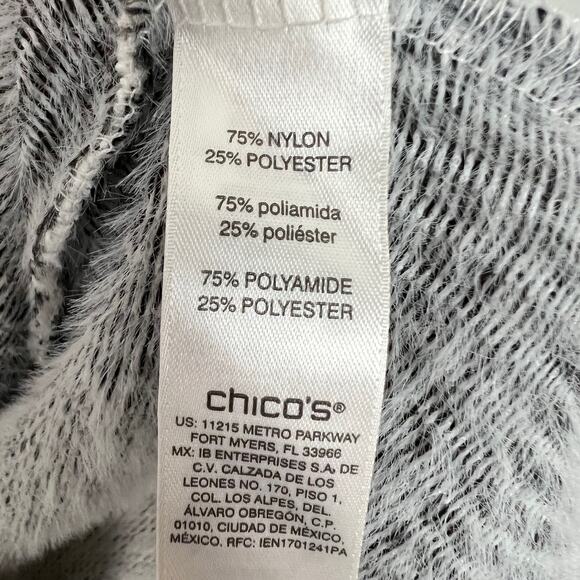 Chico's Diagonal Stripe White Black Fuzzy Soft 3/4 Sleeve Sweater Size 1-Medium - Picture 7 of 8